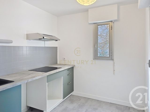 Appartement F3 &agrave; louer - 3 pi&egrave;ces - 66,58 m2 - Noisy Le Grand - 93 - ILE-DE-FRANCE
