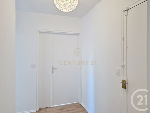 Appartement F3 &agrave; louer - 3 pi&egrave;ces - 66,58 m2 - Noisy Le Grand - 93 - ILE-DE-FRANCE