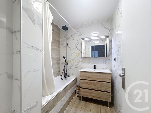 Appartement F3 &agrave; vendre - 3 pi&egrave;ces - 57 m2 - Noisy Le Grand - 93 - ILE-DE-FRANCE