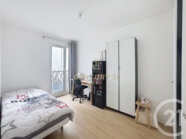 Appartement F4 &agrave; vendre - 4 pi&egrave;ces - 74,62 m2 - Noisy Le Grand - 93 - ILE-DE-FRANCE