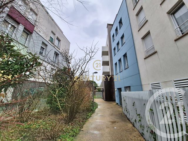 Appartement F2 &agrave; louer - 2 pi&egrave;ces - 45,95 m2 - Ivry Sur Seine - 94 - ILE-DE-FRANCE