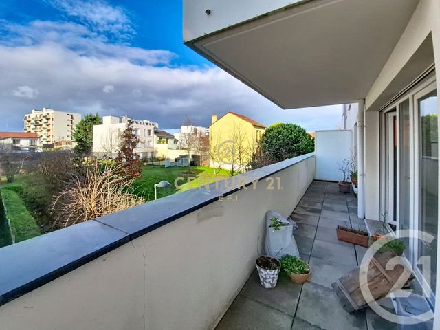 Appartement F2 &agrave; louer - 2 pi&egrave;ces - 45,95 m2 - Ivry Sur Seine - 94 - ILE-DE-FRANCE