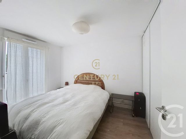 Appartement F2 &agrave; louer - 2 pi&egrave;ces - 45,95 m2 - Ivry Sur Seine - 94 - ILE-DE-FRANCE