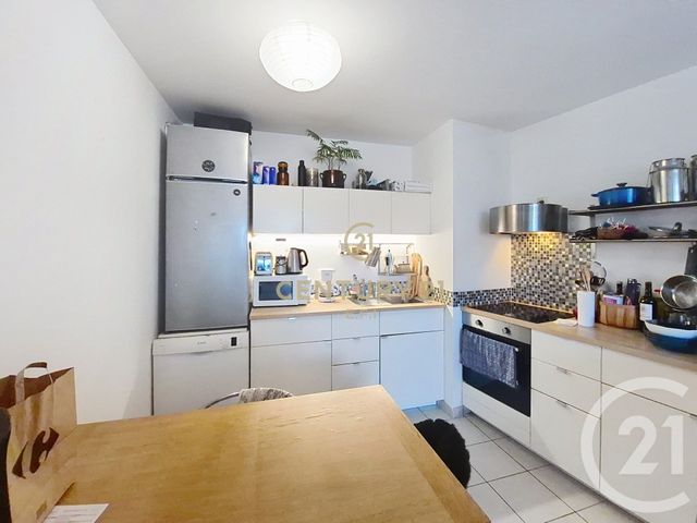 Appartement F2 &agrave; louer - 2 pi&egrave;ces - 45,95 m2 - Ivry Sur Seine - 94 - ILE-DE-FRANCE
