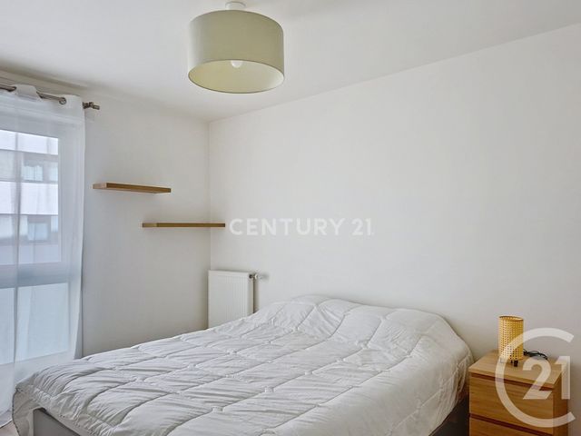 Appartement F2 &agrave; louer - 2 pi&egrave;ces - 43 m2 - Noisy Le Grand - 93 - ILE-DE-FRANCE