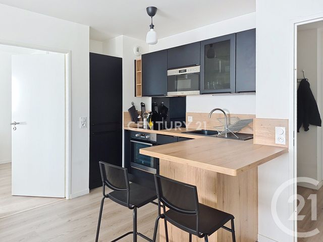 Appartement F2 &agrave; louer - 2 pi&egrave;ces - 43 m2 - Noisy Le Grand - 93 - ILE-DE-FRANCE