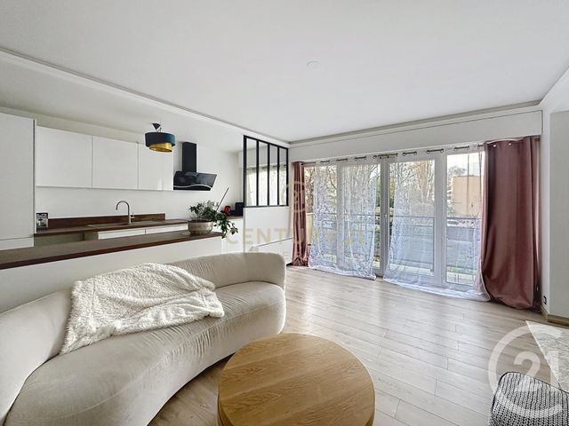 Appartement F4 &agrave; vendre - 4 pi&egrave;ces - 70,02 m2 - Noisy Le Grand - 93 - ILE-DE-FRANCE