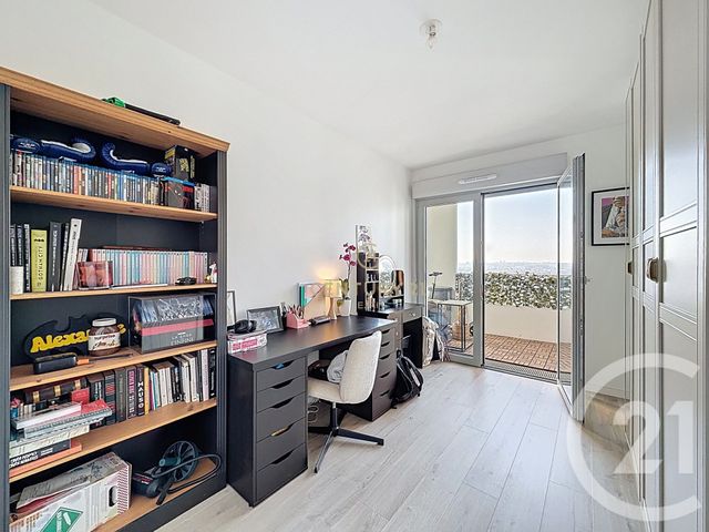 Appartement F4 &agrave; vendre - 4 pi&egrave;ces - 83 m2 - Noisy Le Grand - 93 - ILE-DE-FRANCE