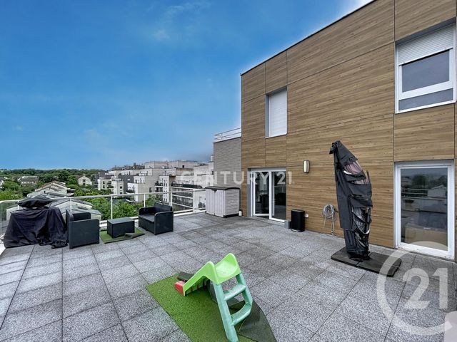 Appartement F4 &agrave; vendre - 4 pi&egrave;ces - 72 m2 - Noisy Le Grand - 93 - ILE-DE-FRANCE