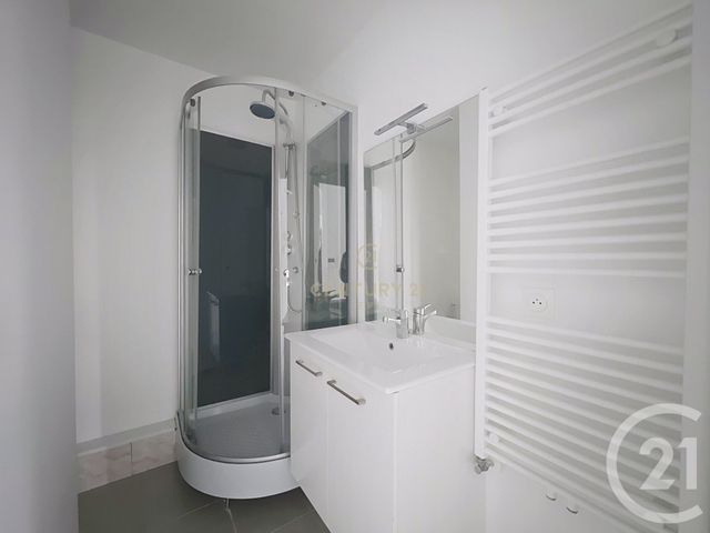 Appartement F3 &agrave; vendre - 3 pi&egrave;ces - 59 m2 - Noisy Le Grand - 93 - ILE-DE-FRANCE