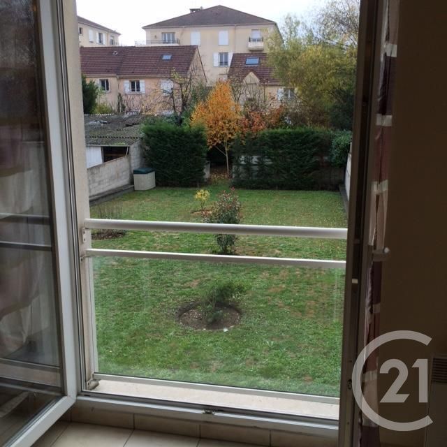 Appartement Studio &agrave; louer - 1 pi&egrave;ce - 30,29 m2 - Noisy Le Grand - 93 - ILE-DE-FRANCE