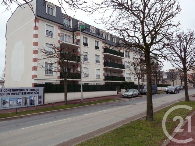 Appartement F3 &agrave; louer - 3 pi&egrave;ces - 57,33 m2 - Noisy Le Grand - 93 - ILE-DE-FRANCE