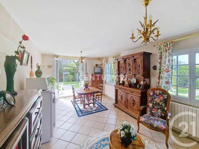 Maison &agrave; vendre - 5 pi&egrave;ces - 140 m2 - Noisy Le Grand - 93 - ILE-DE-FRANCE