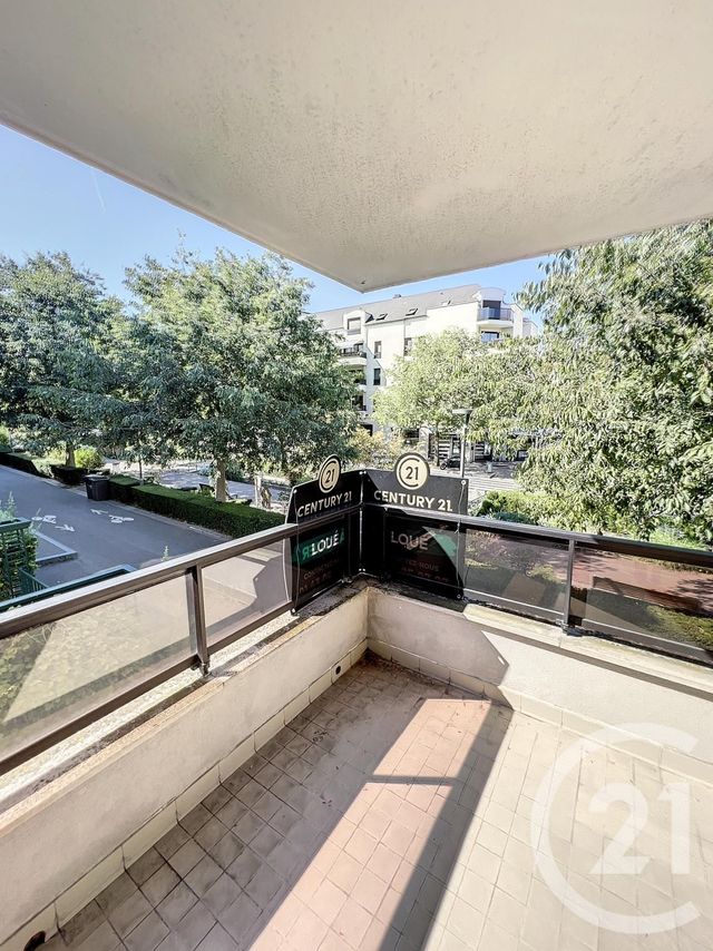 Appartement F3 &agrave; louer - 3 pi&egrave;ces - 66,50 m2 - Noisy Le Grand - 93 - ILE-DE-FRANCE