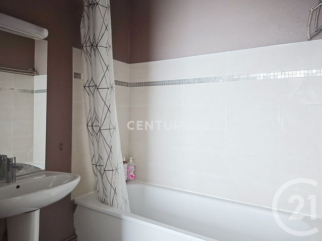 Appartement F2 &agrave; louer - 2 pi&egrave;ces - 46,76 m2 - Noisy Le Grand - 93 - ILE-DE-FRANCE