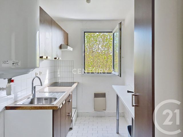 Appartement F2 &agrave; louer - 2 pi&egrave;ces - 46,76 m2 - Noisy Le Grand - 93 - ILE-DE-FRANCE