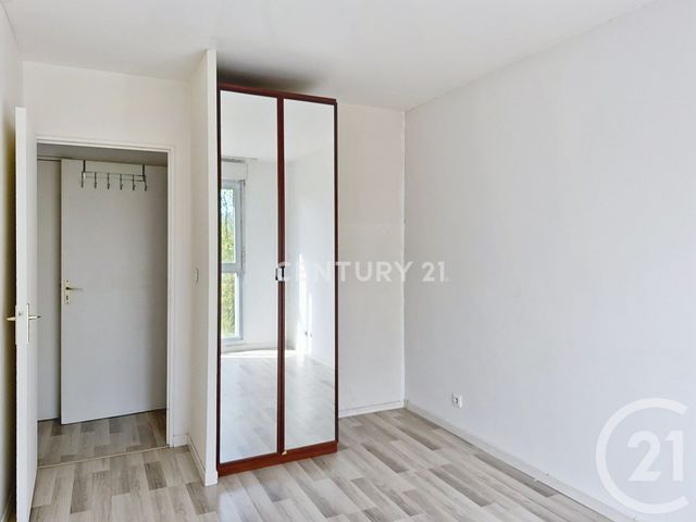 Appartement F2 &agrave; louer - 2 pi&egrave;ces - 46,76 m2 - Noisy Le Grand - 93 - ILE-DE-FRANCE