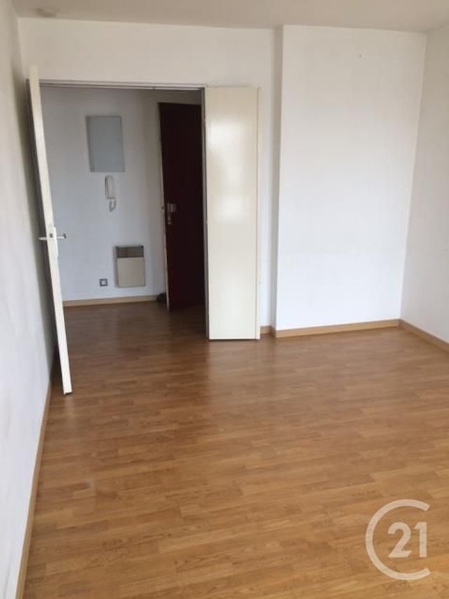 Appartement F2 &agrave; louer - 2 pi&egrave;ces - 47,25 m2 - Noisy Le Grand - 93 - ILE-DE-FRANCE