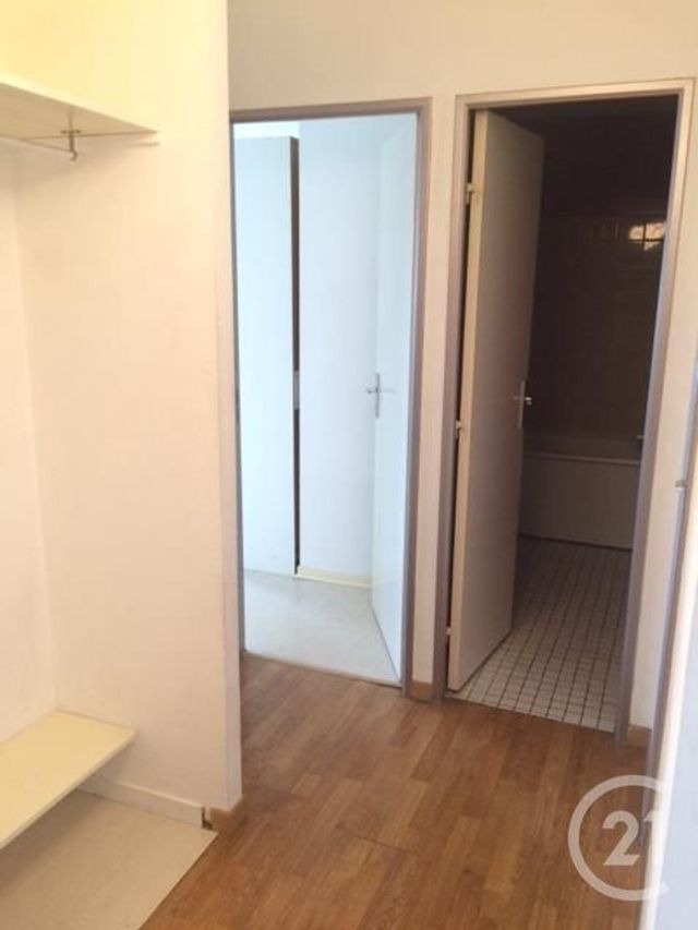 Appartement F2 &agrave; louer - 2 pi&egrave;ces - 47,25 m2 - Noisy Le Grand - 93 - ILE-DE-FRANCE