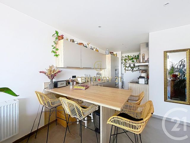 Appartement F4 &agrave; vendre - 4 pi&egrave;ces - 82 m2 - Noisy Le Grand - 93 - ILE-DE-FRANCE