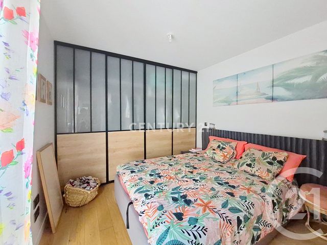 Appartement F4 &agrave; louer - 4 pi&egrave;ces - 85,78 m2 - Noisy Le Grand - 93 - ILE-DE-FRANCE