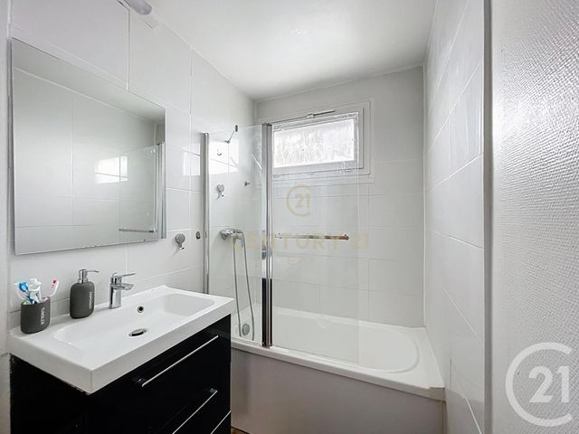 Appartement F3 &agrave; vendre - 3 pi&egrave;ces - 63 m2 - Noisy Le Grand - 93 - ILE-DE-FRANCE