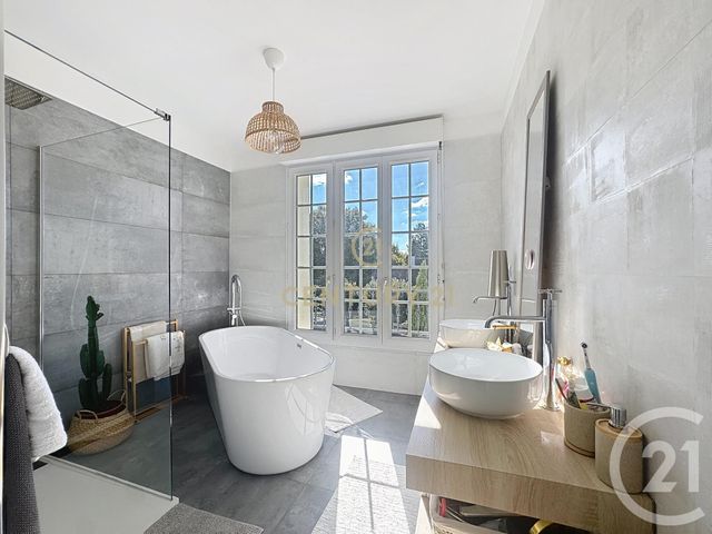 Maison &agrave; vendre - 7 pi&egrave;ces - 172,05 m2 - Le Plessis Trevise - 94 - ILE-DE-FRANCE