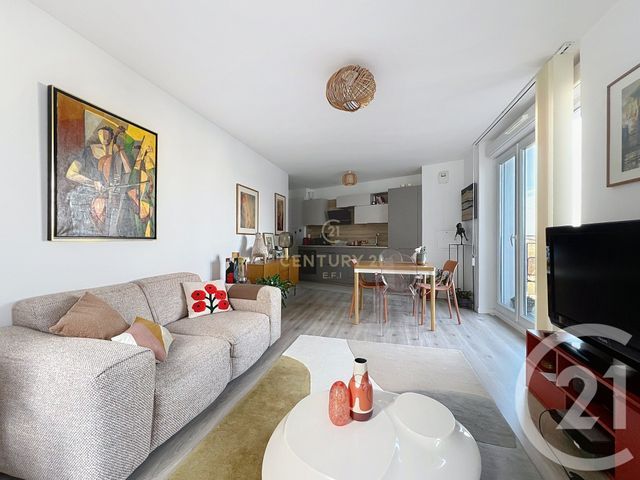 Appartement F4 &agrave; vendre - 4 pi&egrave;ces - 78 m2 - Noisy Le Grand - 93 - ILE-DE-FRANCE