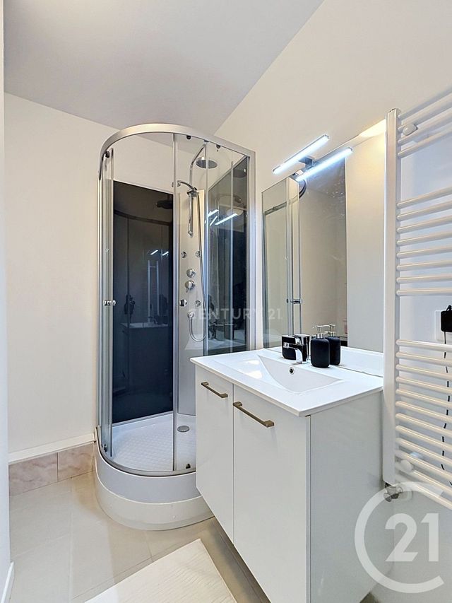 Appartement F3 &agrave; vendre - 3 pi&egrave;ces - 59 m2 - Noisy Le Grand - 93 - ILE-DE-FRANCE