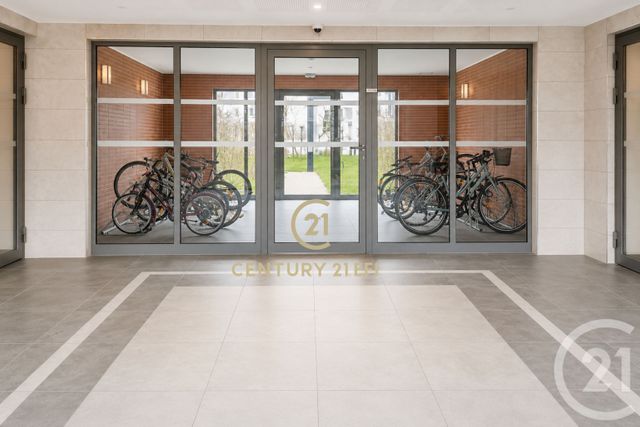 Appartement F4 &agrave; vendre - 4 pi&egrave;ces - 80,86 m2 - Neuilly Sur Marne - 93 - ILE-DE-FRANCE