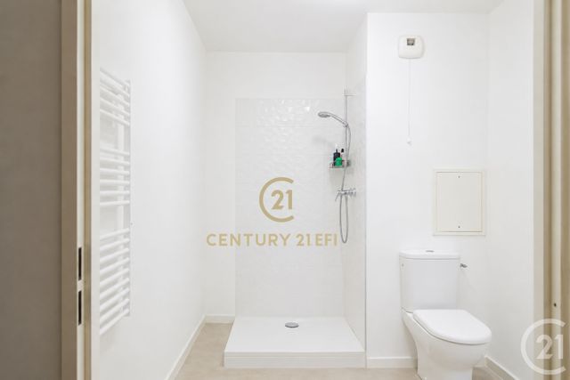 Appartement F4 &agrave; vendre - 4 pi&egrave;ces - 80,86 m2 - Neuilly Sur Marne - 93 - ILE-DE-FRANCE