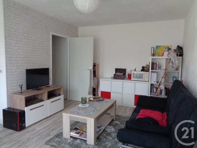 Appartement F2 &agrave; louer - 2 pi&egrave;ces - 39,77 m2 - Noisy Le Grand - 93 - ILE-DE-FRANCE
