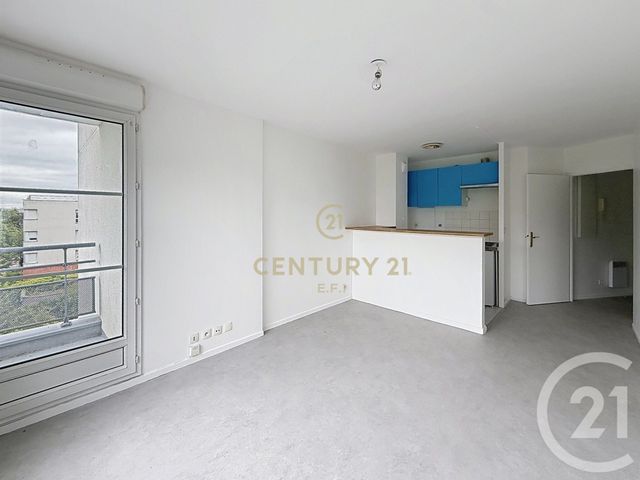 Appartement F2 &agrave; louer - 2 pi&egrave;ces - 37 m2 - Noisy Le Grand - 93 - ILE-DE-FRANCE