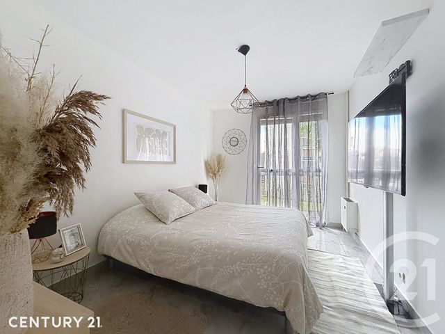 Appartement F3 &agrave; vendre - 3 pi&egrave;ces - 66,44 m2 - Noisy Le Grand - 93 - ILE-DE-FRANCE