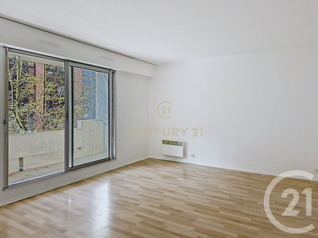 Appartement F3 &agrave; louer - 3 pi&egrave;ces - 66,58 m2 - Noisy Le Grand - 93 - ILE-DE-FRANCE