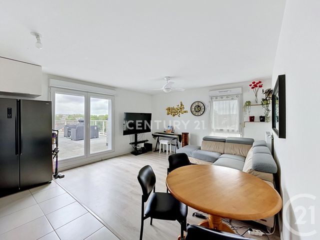 Appartement F4 &agrave; vendre - 4 pi&egrave;ces - 72 m2 - Noisy Le Grand - 93 - ILE-DE-FRANCE