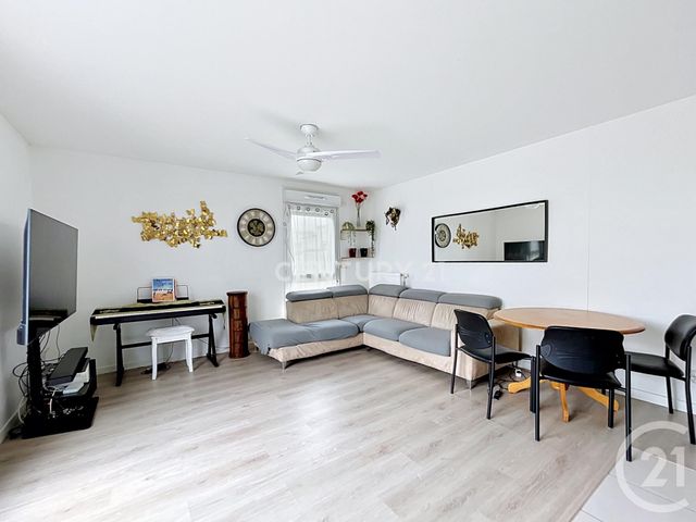 Appartement F4 &agrave; vendre - 4 pi&egrave;ces - 72 m2 - Noisy Le Grand - 93 - ILE-DE-FRANCE