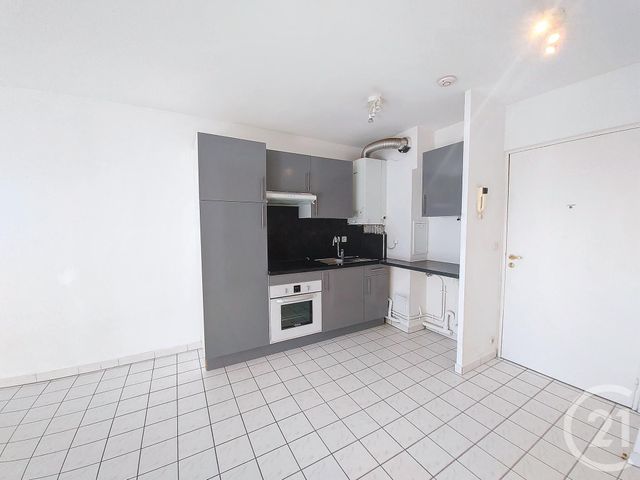 Appartement F2 &agrave; louer - 2 pi&egrave;ces - 34,06 m2 - Emerainville - 77 - ILE-DE-FRANCE