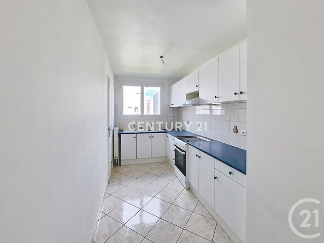Appartement F3 &agrave; louer - 3 pi&egrave;ces - 67,39 m2 - Noisy Le Grand - 93 - ILE-DE-FRANCE