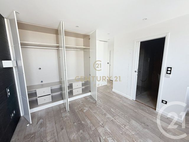 Appartement F2 &agrave; louer - 2 pi&egrave;ces - 65,47 m2 - Noisy Le Grand - 93 - ILE-DE-FRANCE
