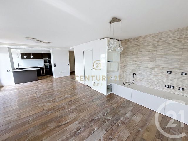 Appartement F2 &agrave; louer - 2 pi&egrave;ces - 65,47 m2 - Noisy Le Grand - 93 - ILE-DE-FRANCE