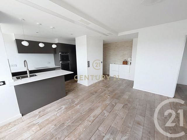 Appartement F2 &agrave; louer - 2 pi&egrave;ces - 65,47 m2 - Noisy Le Grand - 93 - ILE-DE-FRANCE