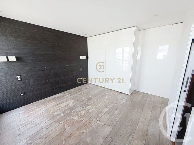 Appartement F2 &agrave; louer - 2 pi&egrave;ces - 65,47 m2 - Noisy Le Grand - 93 - ILE-DE-FRANCE