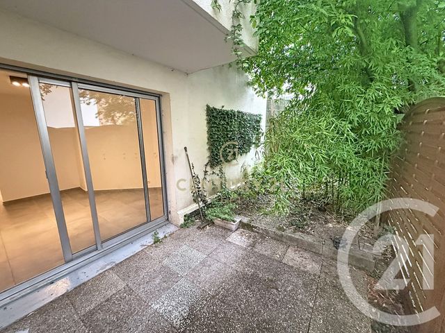 Appartement Studio &agrave; vendre - 1 pi&egrave;ce - 42,26 m2 - Noisy Le Grand - 93 - ILE-DE-FRANCE