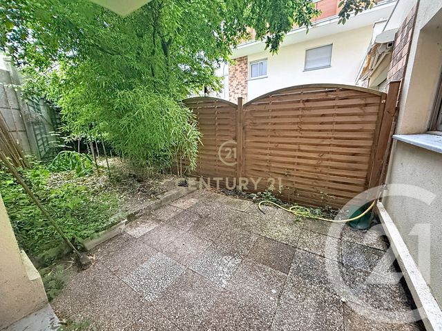 Appartement Studio &agrave; vendre - 1 pi&egrave;ce - 42,26 m2 - Noisy Le Grand - 93 - ILE-DE-FRANCE