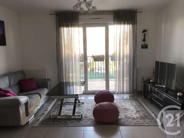 Appartement F2 &agrave; louer - 2 pi&egrave;ces - 41,65 m2 - Noisy Le Grand - 93 - ILE-DE-FRANCE