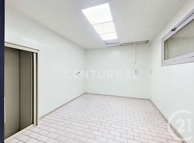 Maison &agrave; vendre - 13 pi&egrave;ces - 210,26 m2 - Noisy Le Grand - 93 - ILE-DE-FRANCE
