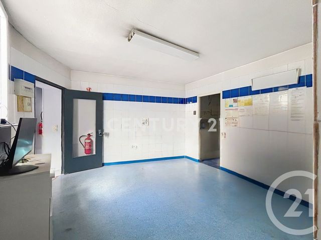 Divers &agrave; vendre - 210 m2 - Noisy Le Grand - 93 - ILE-DE-FRANCE