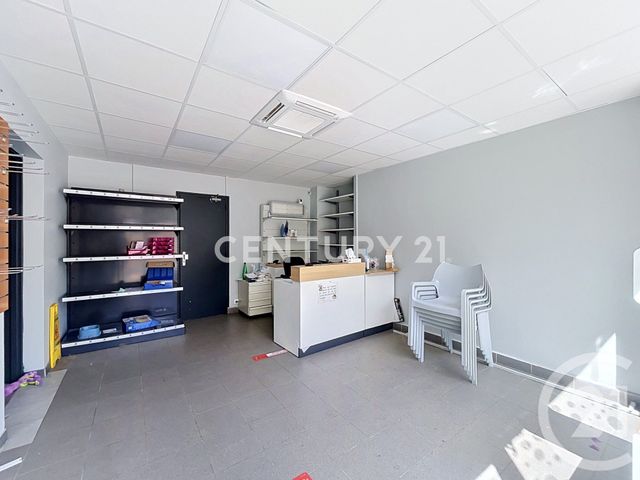 Divers &agrave; vendre - 210 m2 - Noisy Le Grand - 93 - ILE-DE-FRANCE