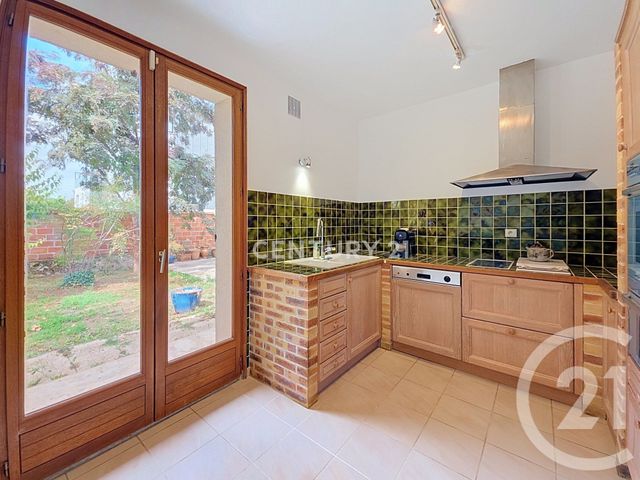 Maison &agrave; vendre - 6 pi&egrave;ces - 190 m2 - Noisy Le Grand - 93 - ILE-DE-FRANCE